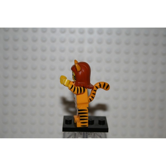 LEGO Tiger Woman Minifigure Series 14 Monsters col219 Orange Excellent - Picture 4 of 6